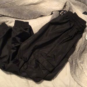 Boohoo joggers NWOT